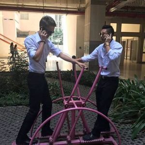 Meet your Posher, Raymond